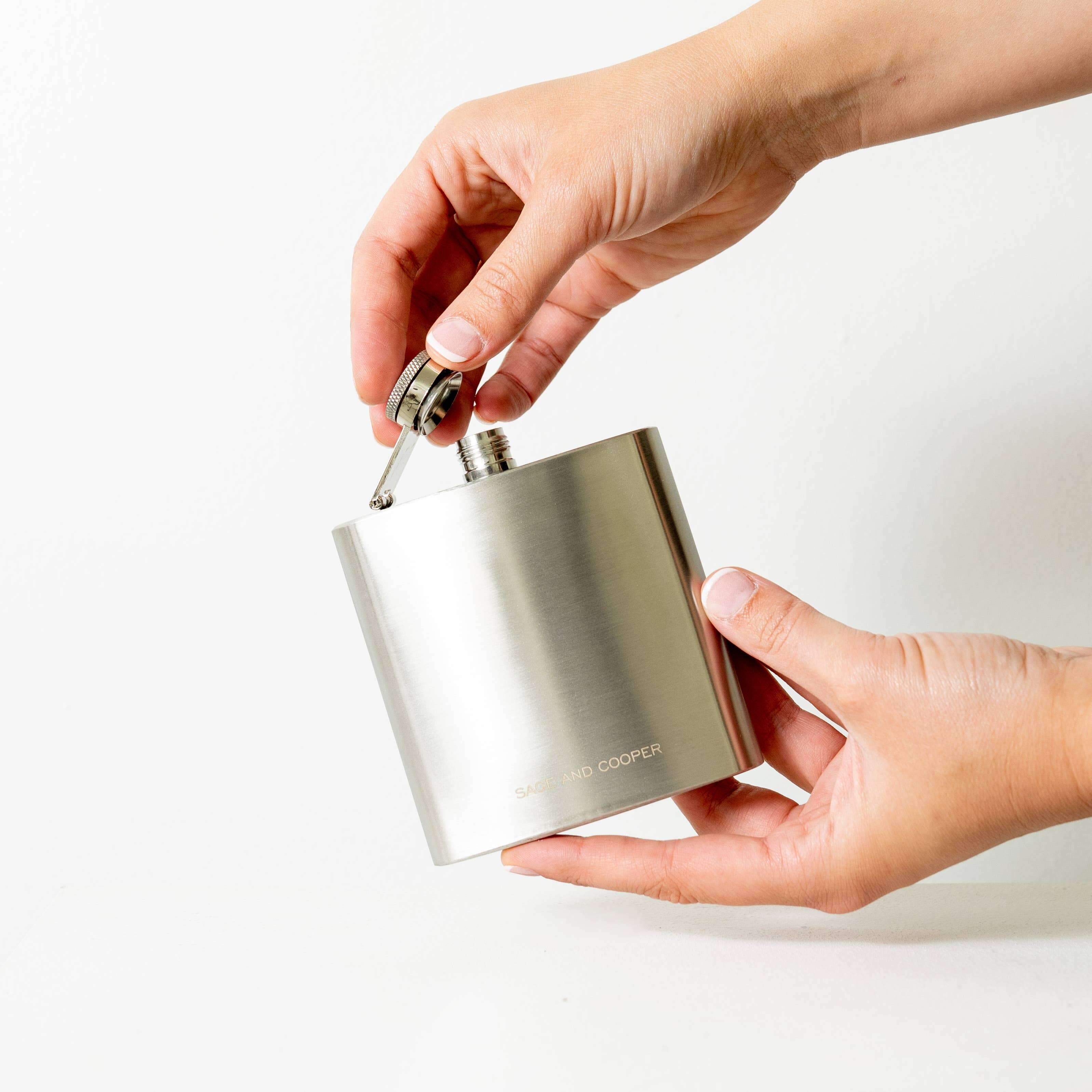 Impodimo Living & Giving:Craignure Flask Set:Sage & Cooper